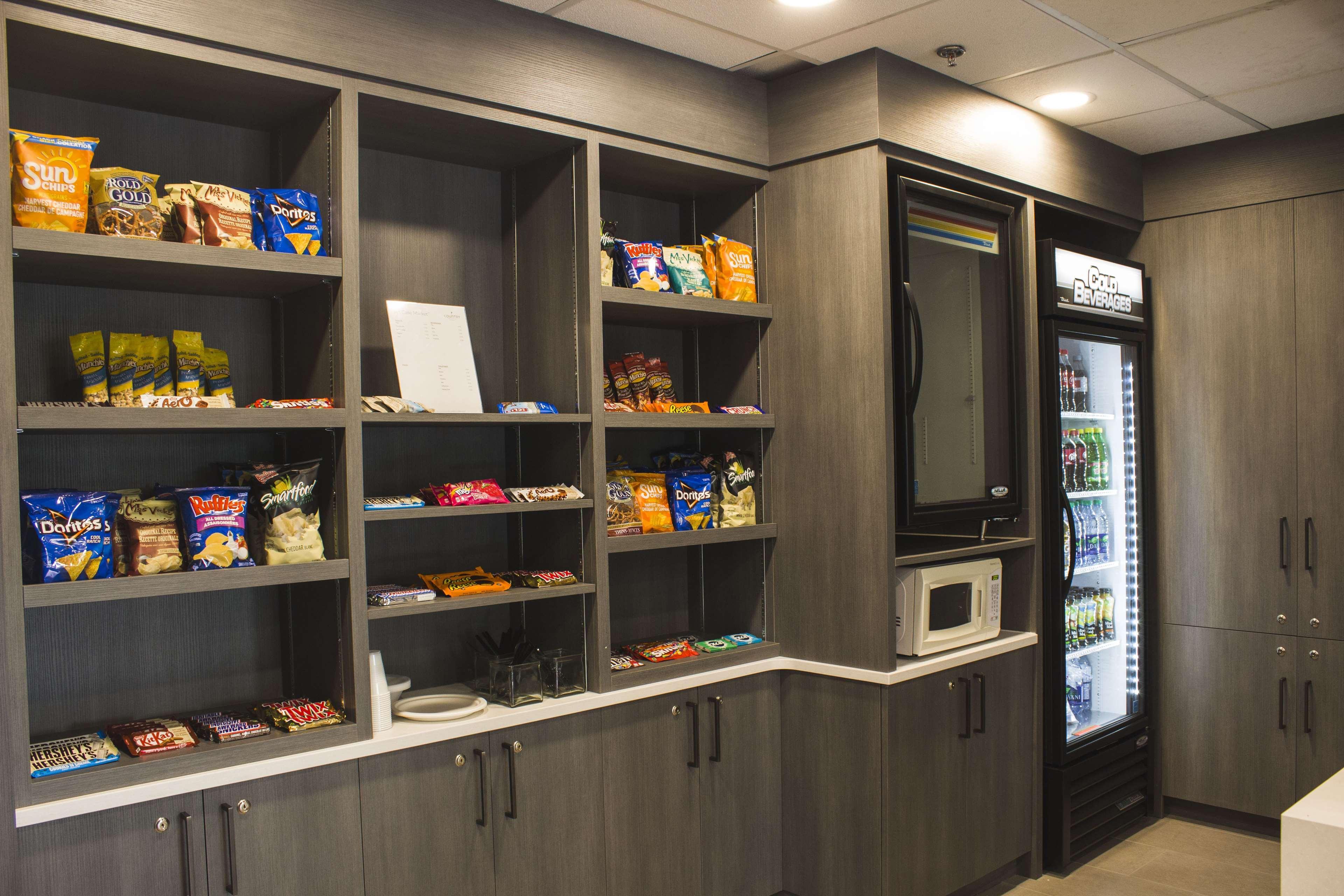 Vista Exterior Country Inn & Suites by Radisson, Niagara Falls, ON