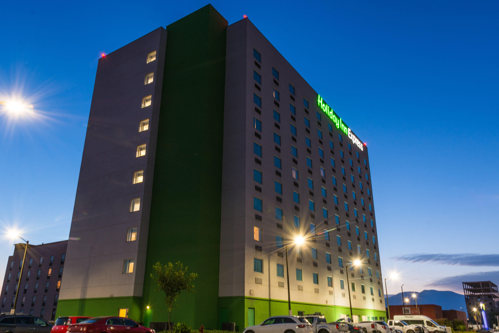 Vista Exterior Holiday Inn Express Saltillo Zona Aeropuerto by IHG