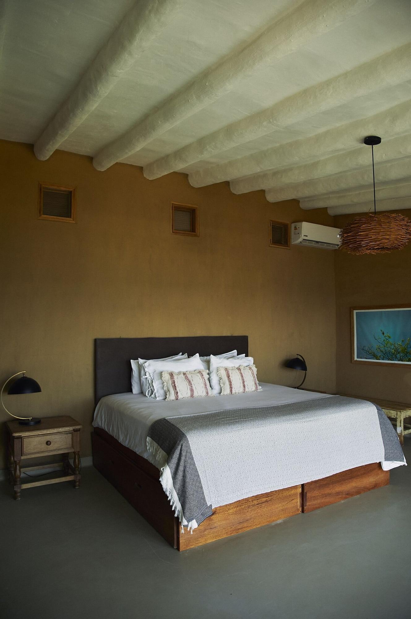 Habitación Hualtaco Adobe by Wynwood House