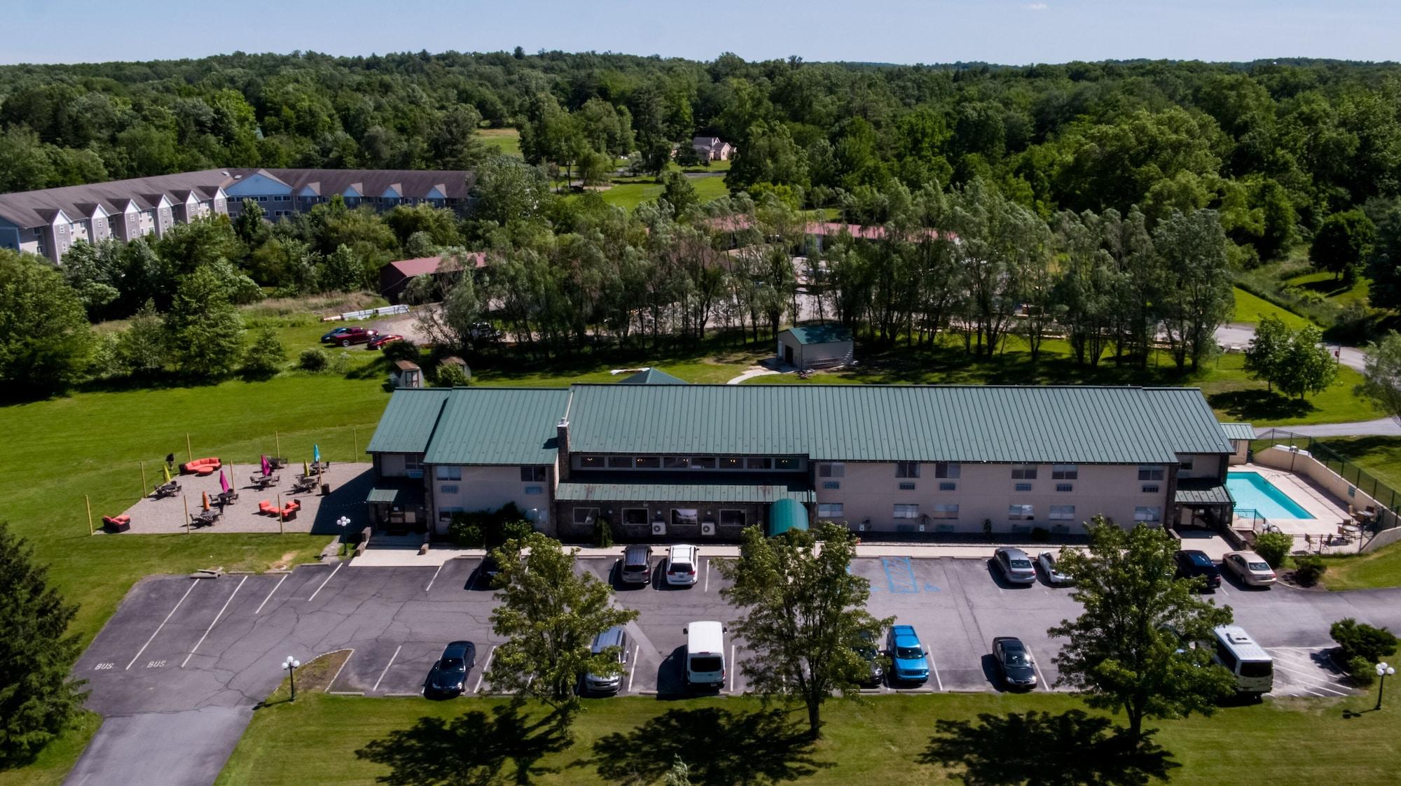 Vista Exterior Harvest Inn