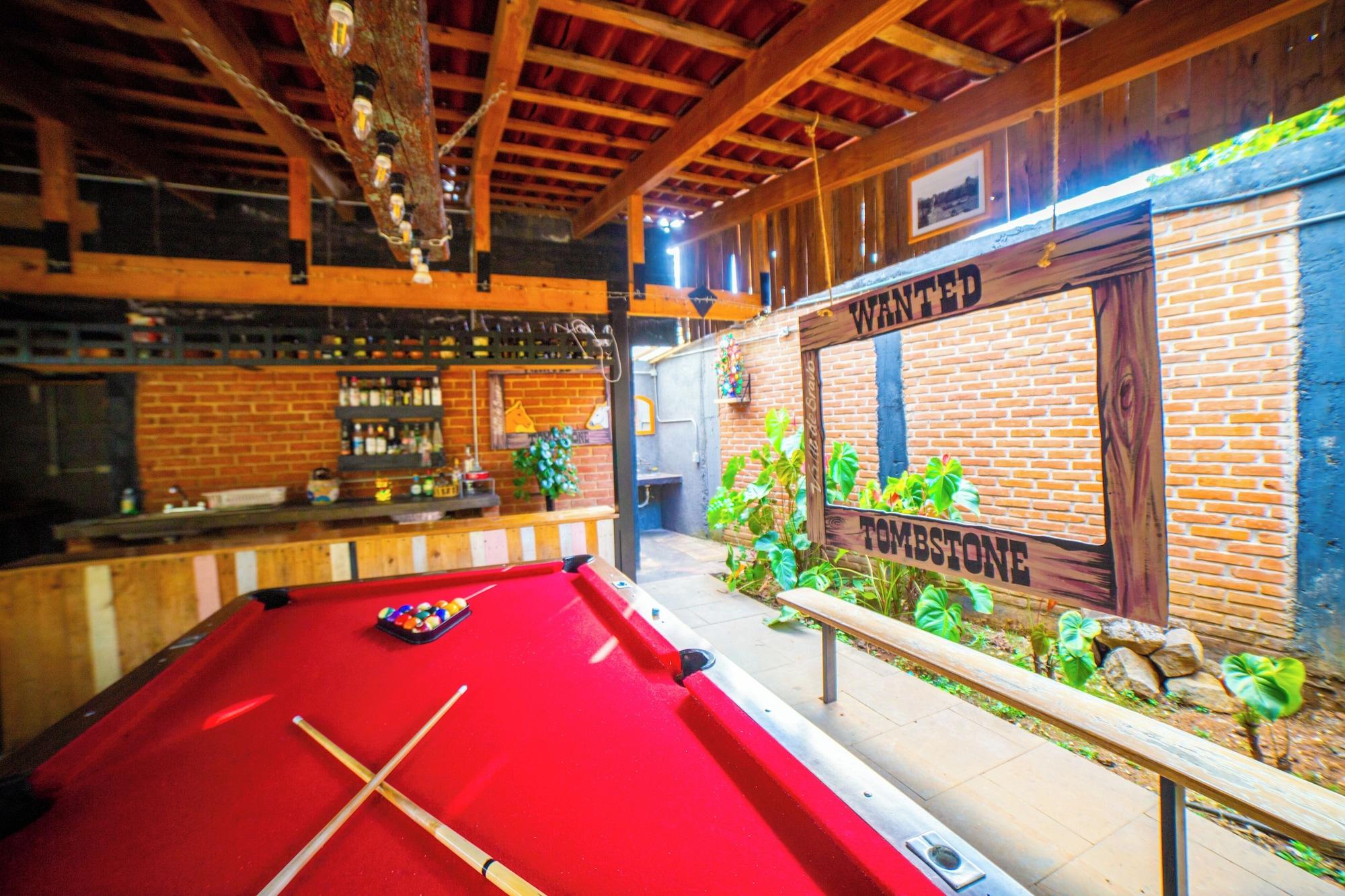Instalaciones Recreativas Tombstone
