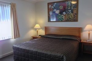 Alojamiento - City West Accommodation