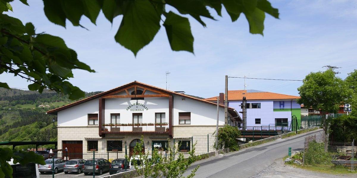 Varios Aginaga Hotela