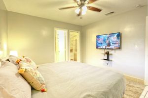 Renta temporal - Modern home away from home in a central location!