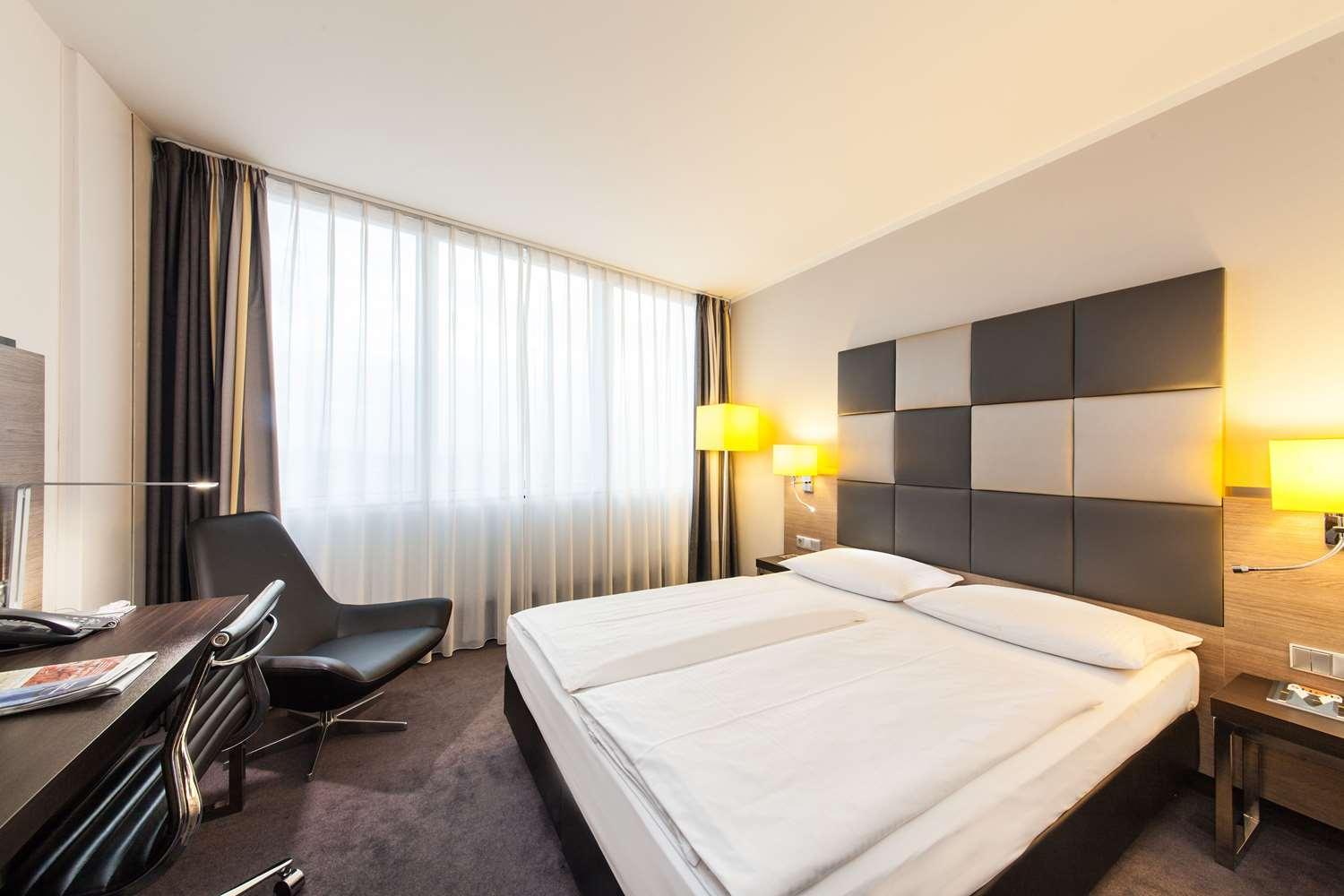 Hotel Novum Winters Hotel Berlin Im Spiegelturm Berlin