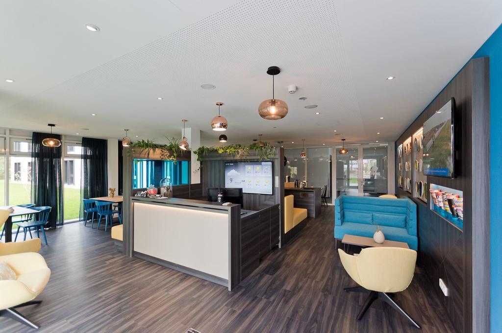 Vista Lobby Arthotel Ana Living