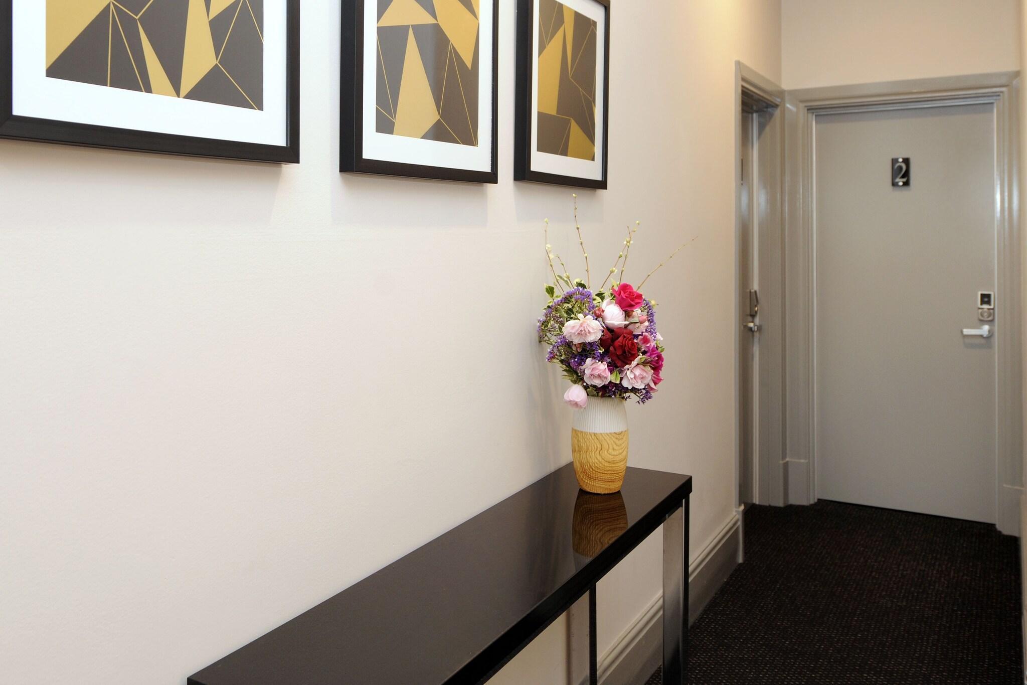 Vista Lobby The Stirling Arms Hotel