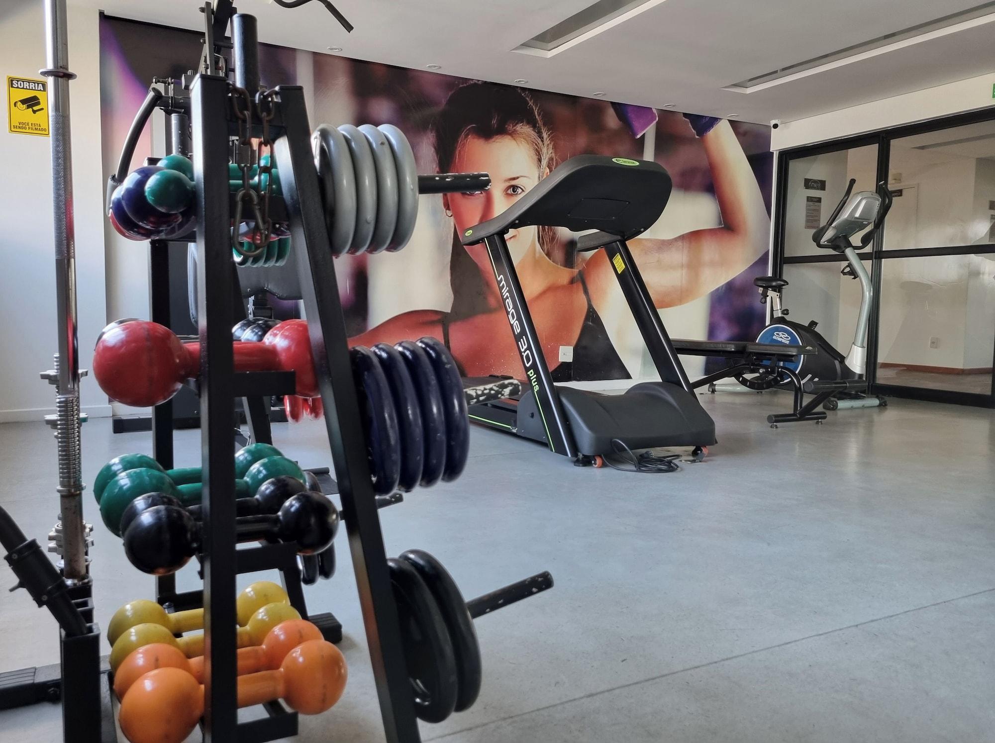 Gimnasio Ape Praia Piscina e Academia P812