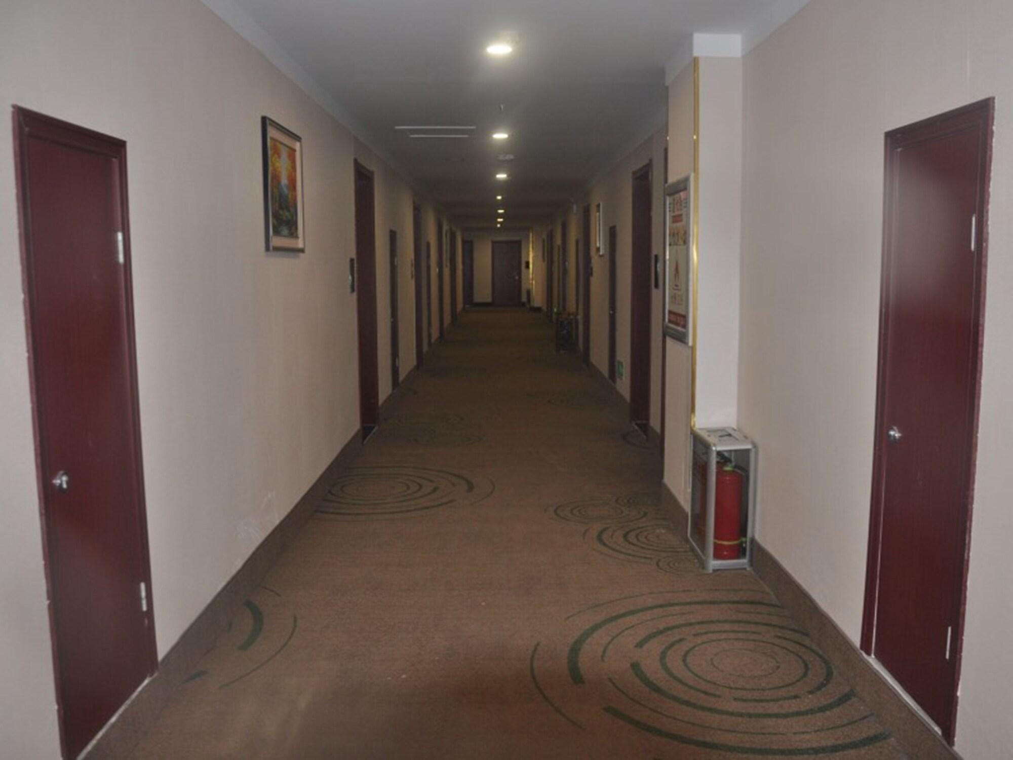 Varios GreenTree Inn LinYi Lanshan District LinXi No.11 Road Express Hotel