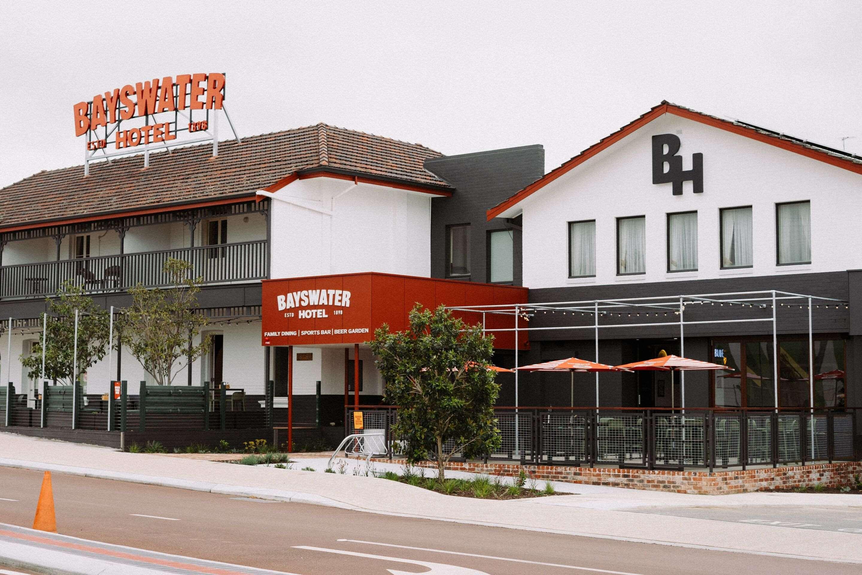 Varios Quality Hotel Bayswater