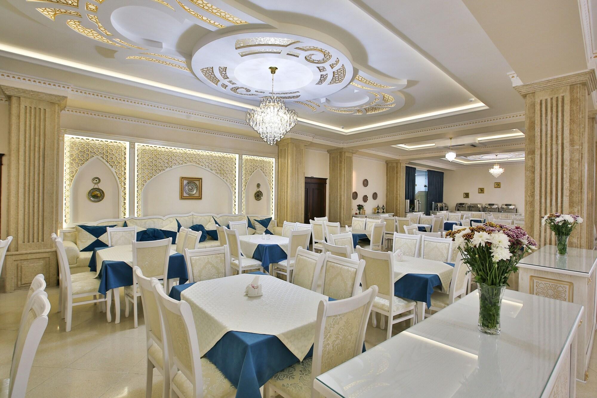 Restaurant Orient Star Varaxsha