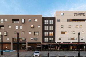 Alojamiento - Hotel Staybridge Suites Villahermosa