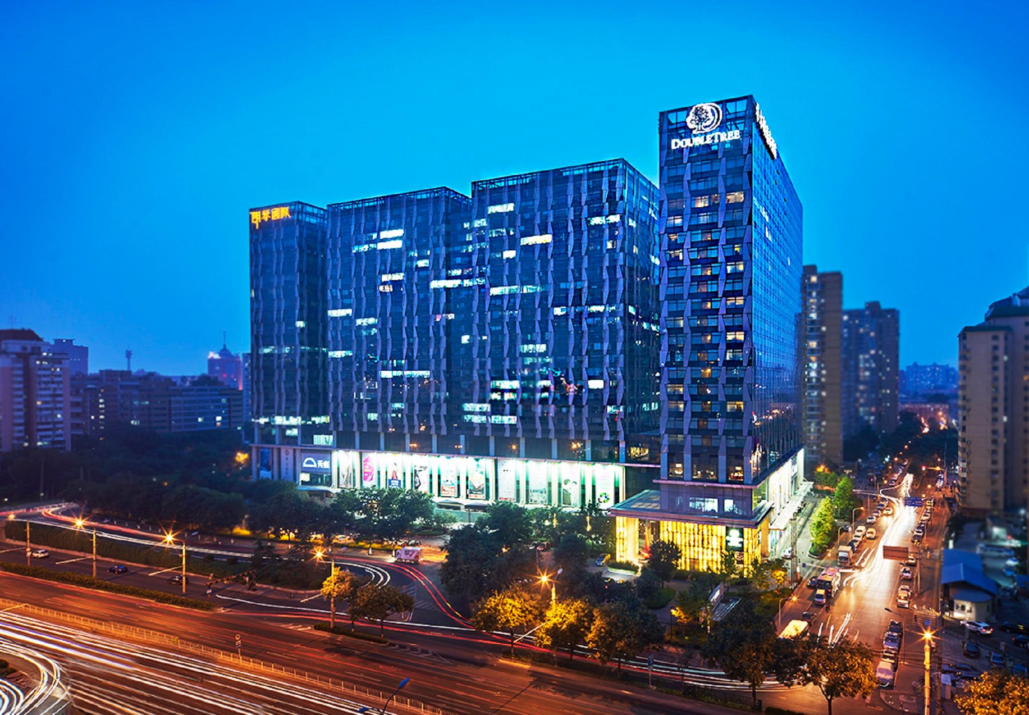 Vista Exterior DoubleTree by Hilton Beijing