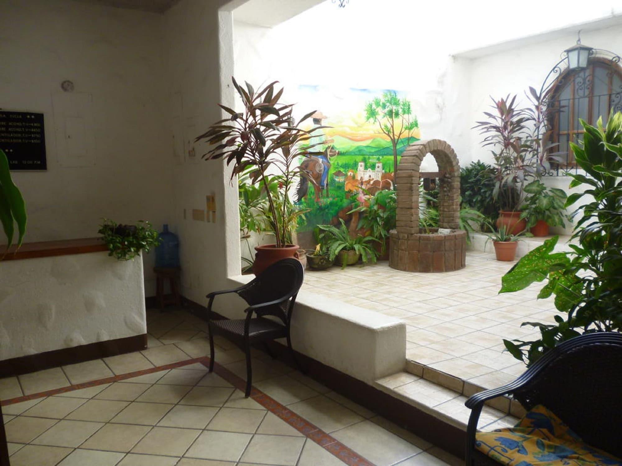 Vista Lobby Casa Vieja