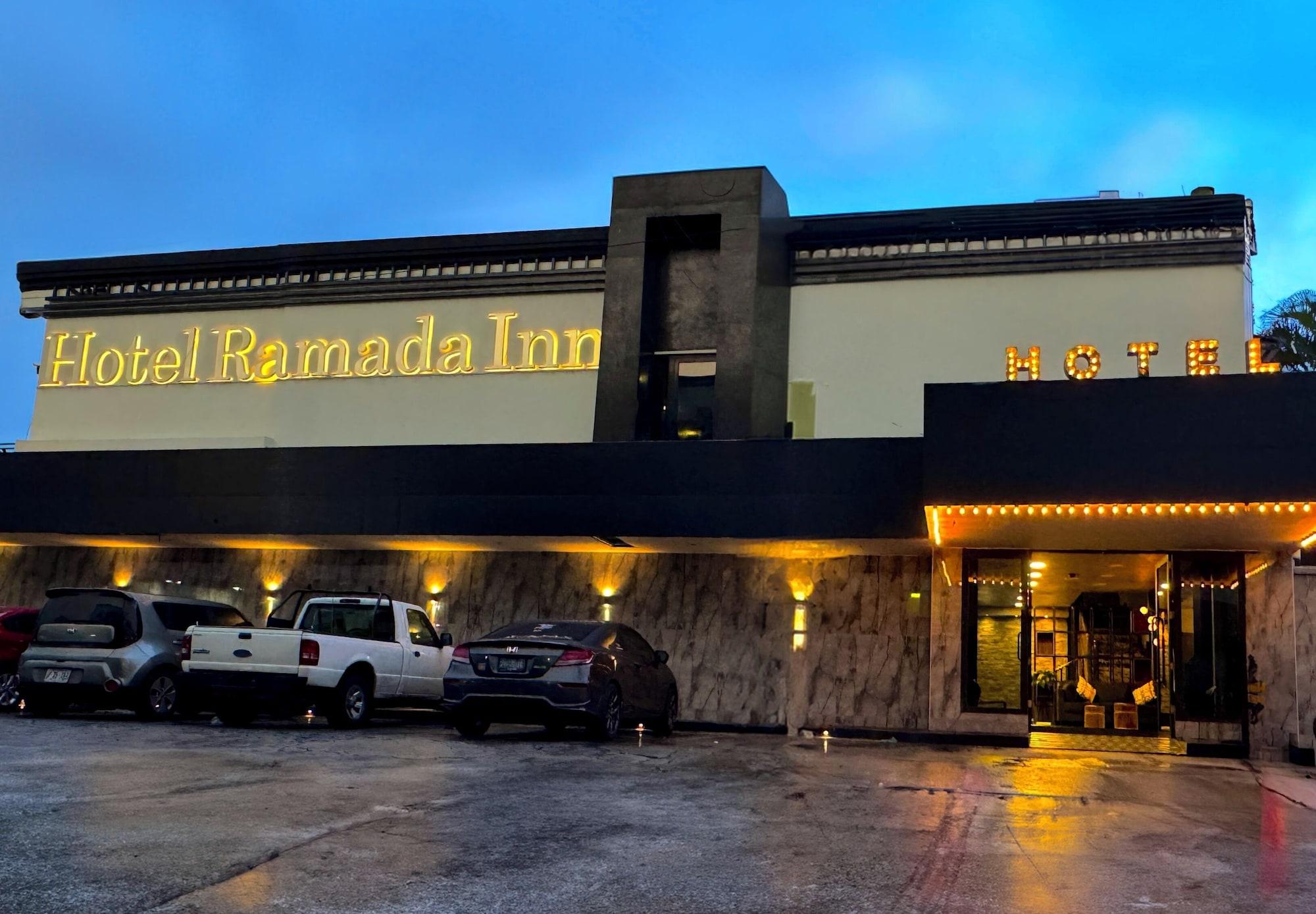 Vista Exterior Hotel Ramada Inn