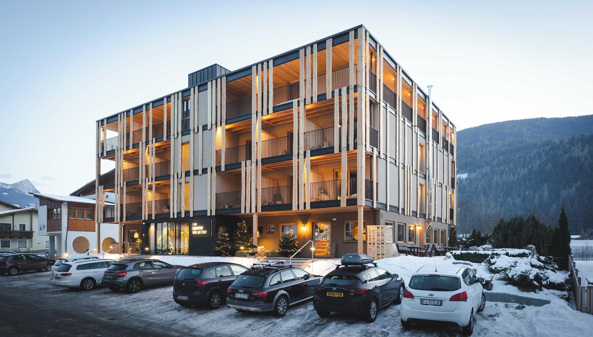 Vista Exterior Christof Hotel