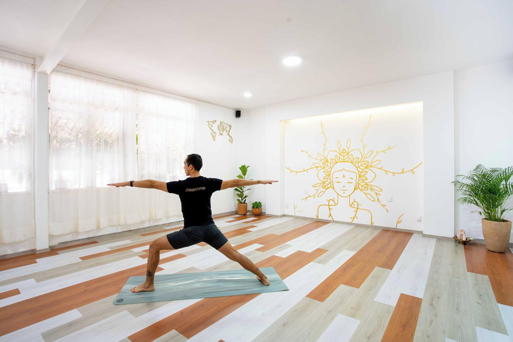 Gimnasio La Paz & Love Hostel