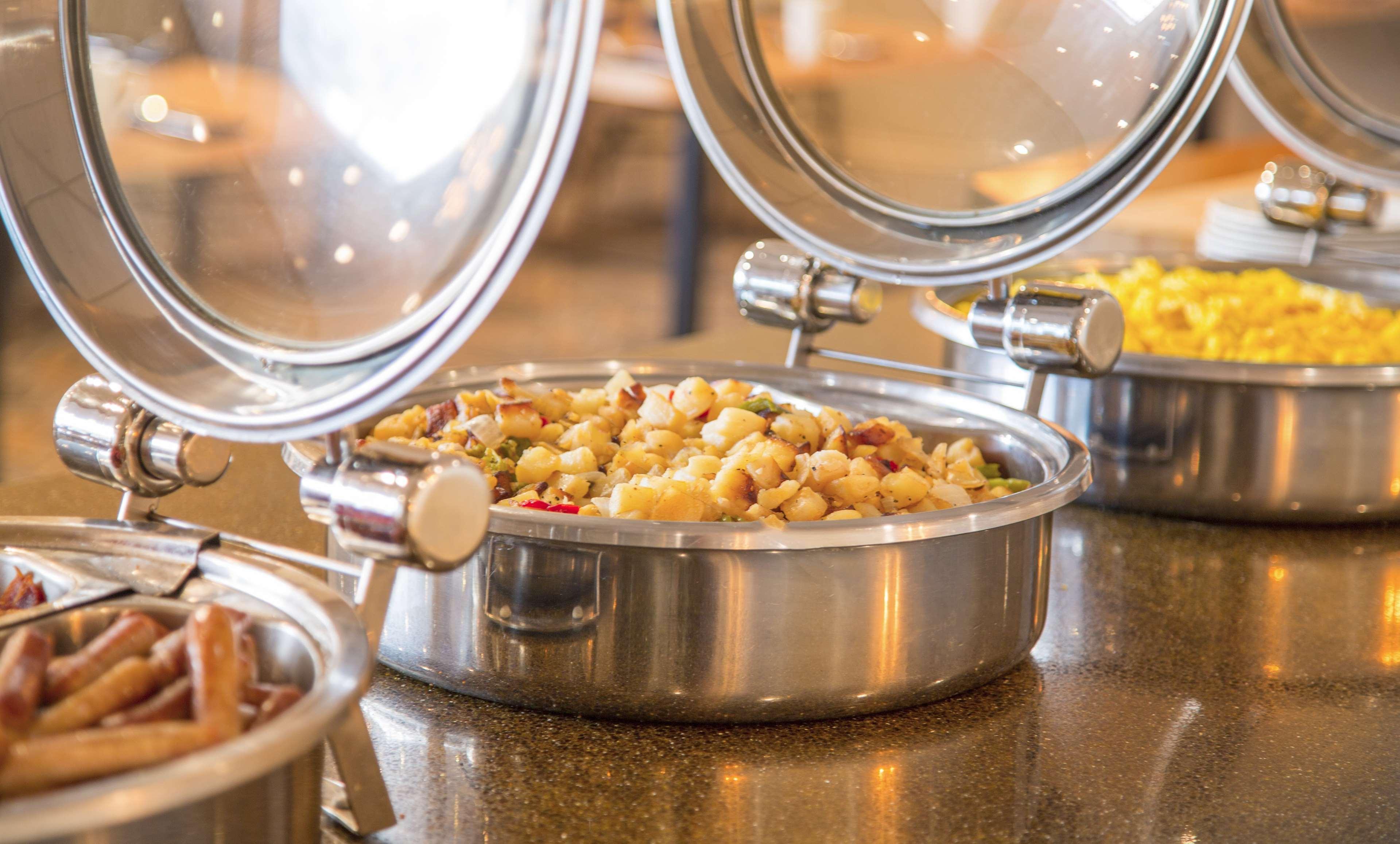 Restaurant DoubleTree by Hilton Chicago - Oak Brook