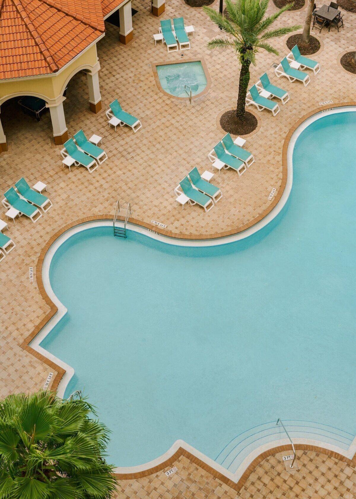 Vista Piscina The Point by Edge
