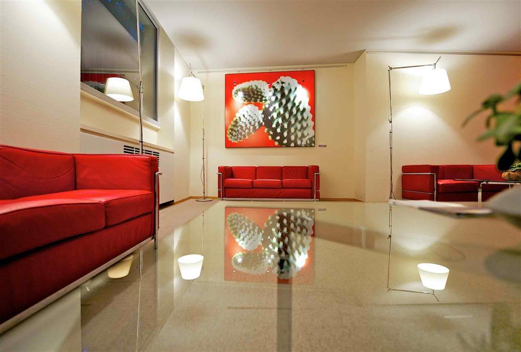 Vista Lobby Mercure Milano Solari