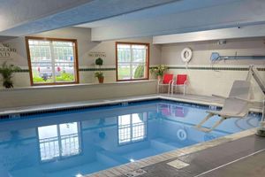 Alojamiento - Country Inn & Suites by Radisson, Macedonia, OH