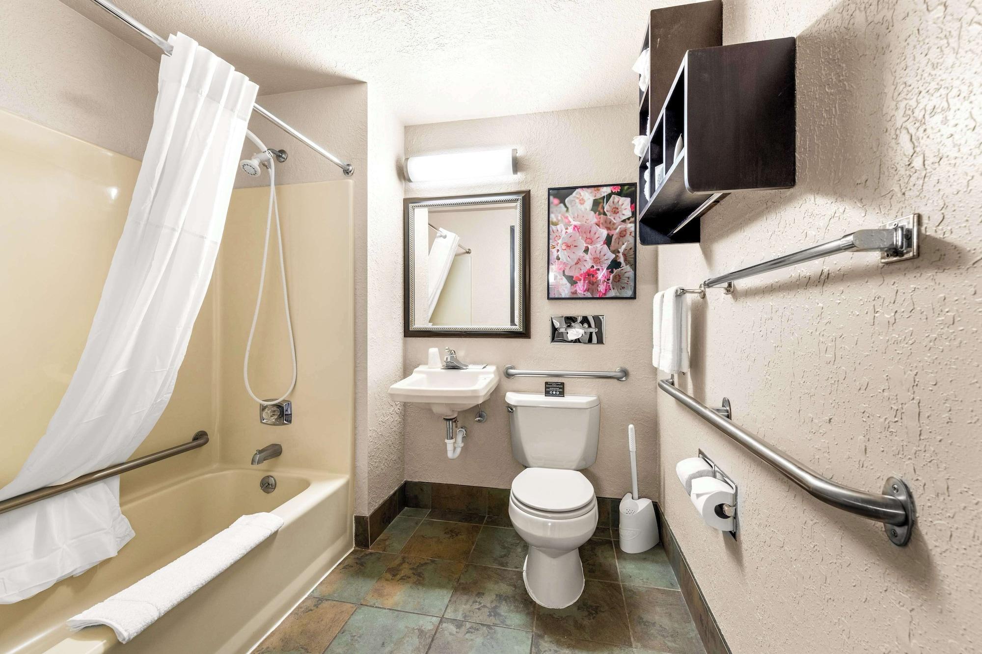 Equipamiento de Habitación Americas Best Value Inn Marquette