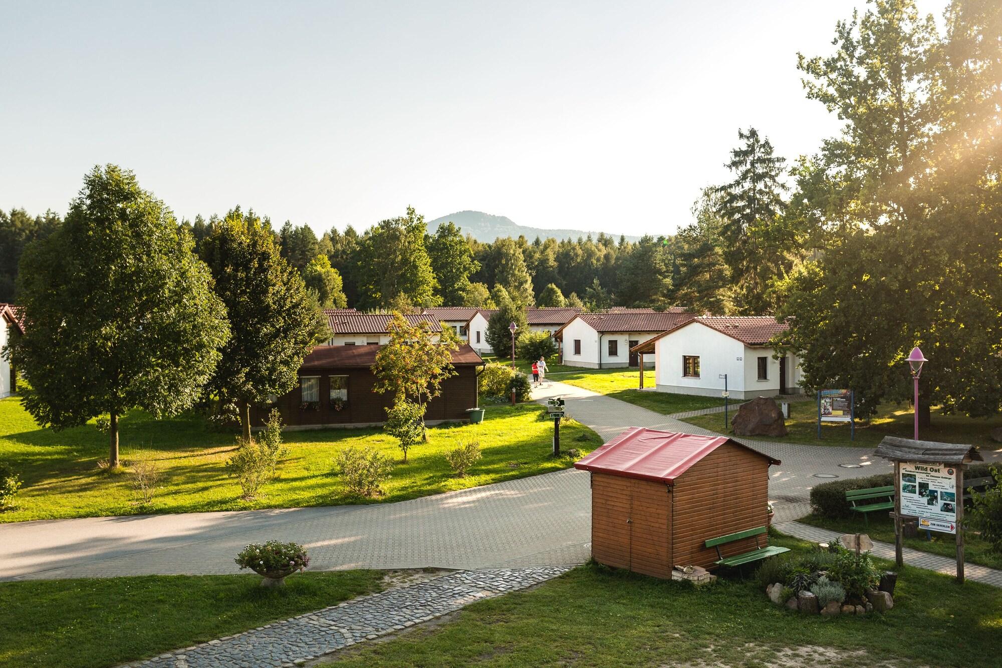 Vista Exterior Trixi Park - Ferienhäuser, Hotel und Camping