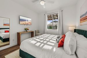 Renta temporal - 15 Bed, Glow Gameroom, Putting green, Pool & BBQ