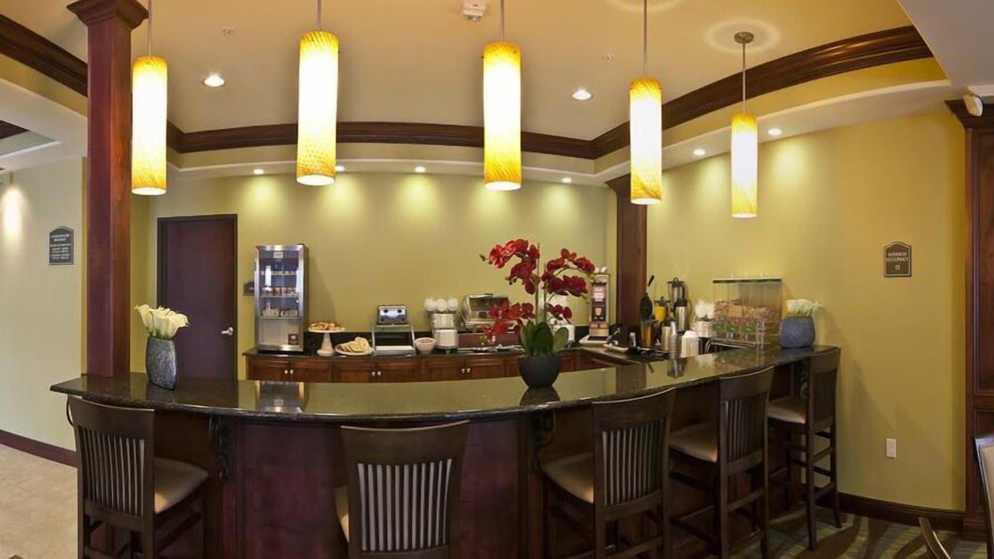 Bar/Salón Comfort Suites Harvey - New Orleans West