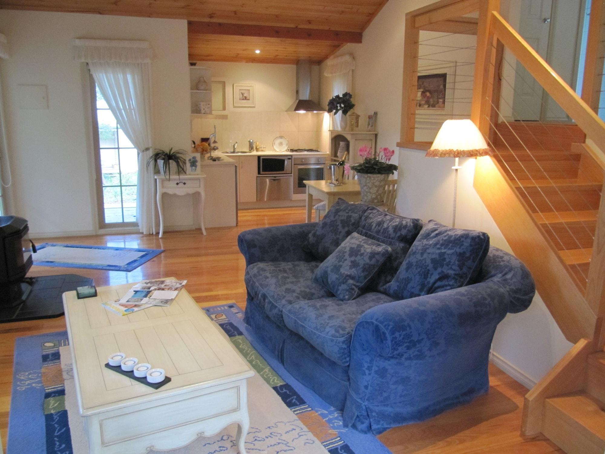 Vista Lobby Myers Creek Cascades Luxury Cottages
