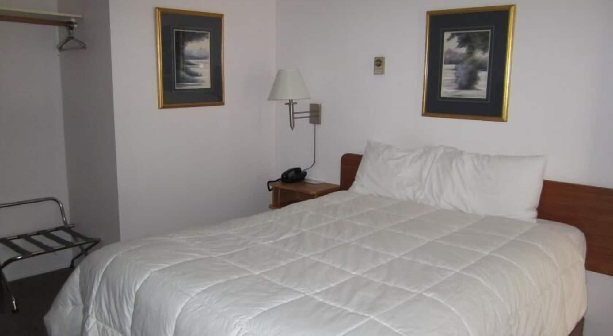Habitación Clearwater Country Inn & RV Park