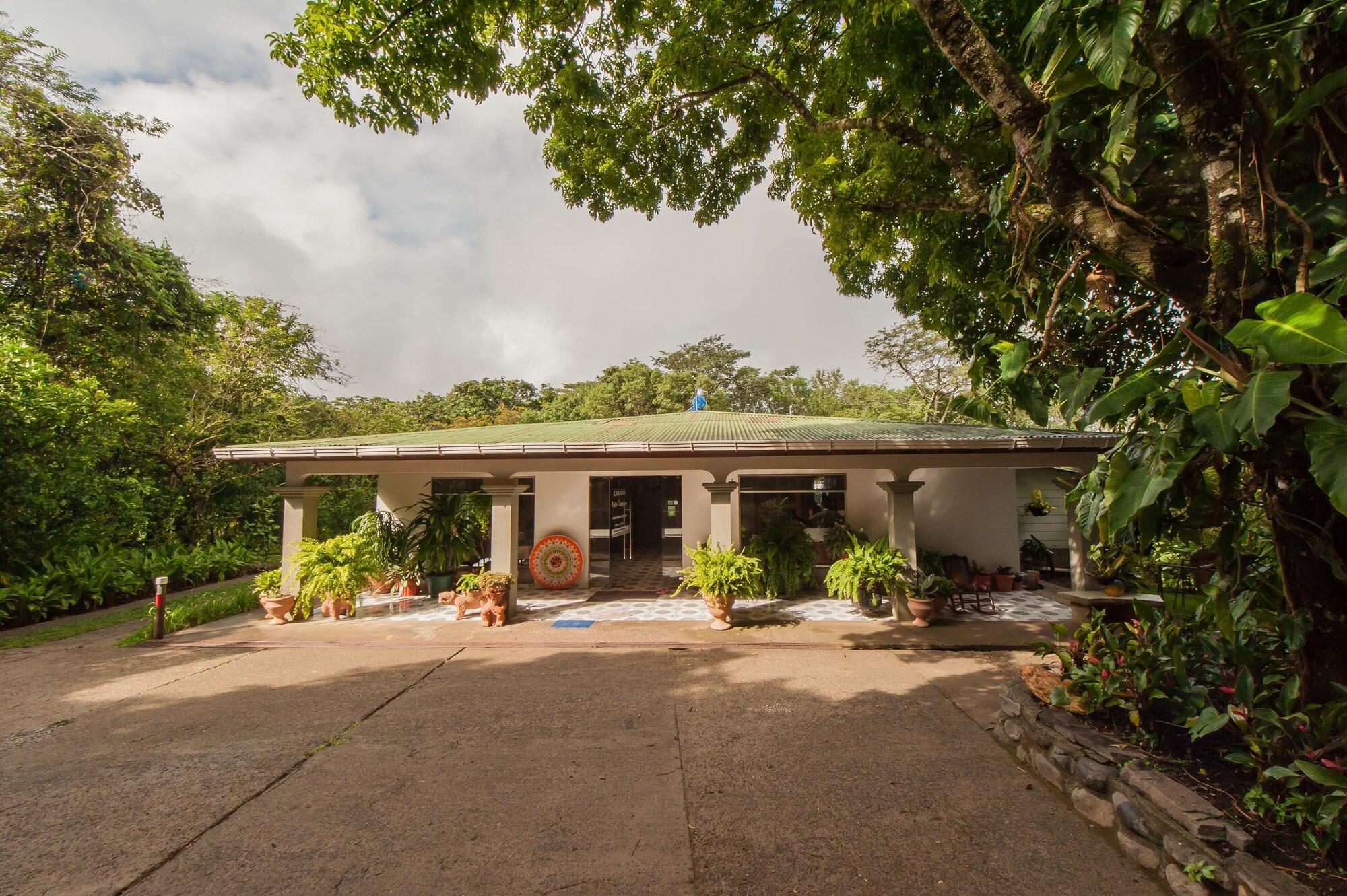 Vista Lobby Hotel de Cabañas Valle Campanas