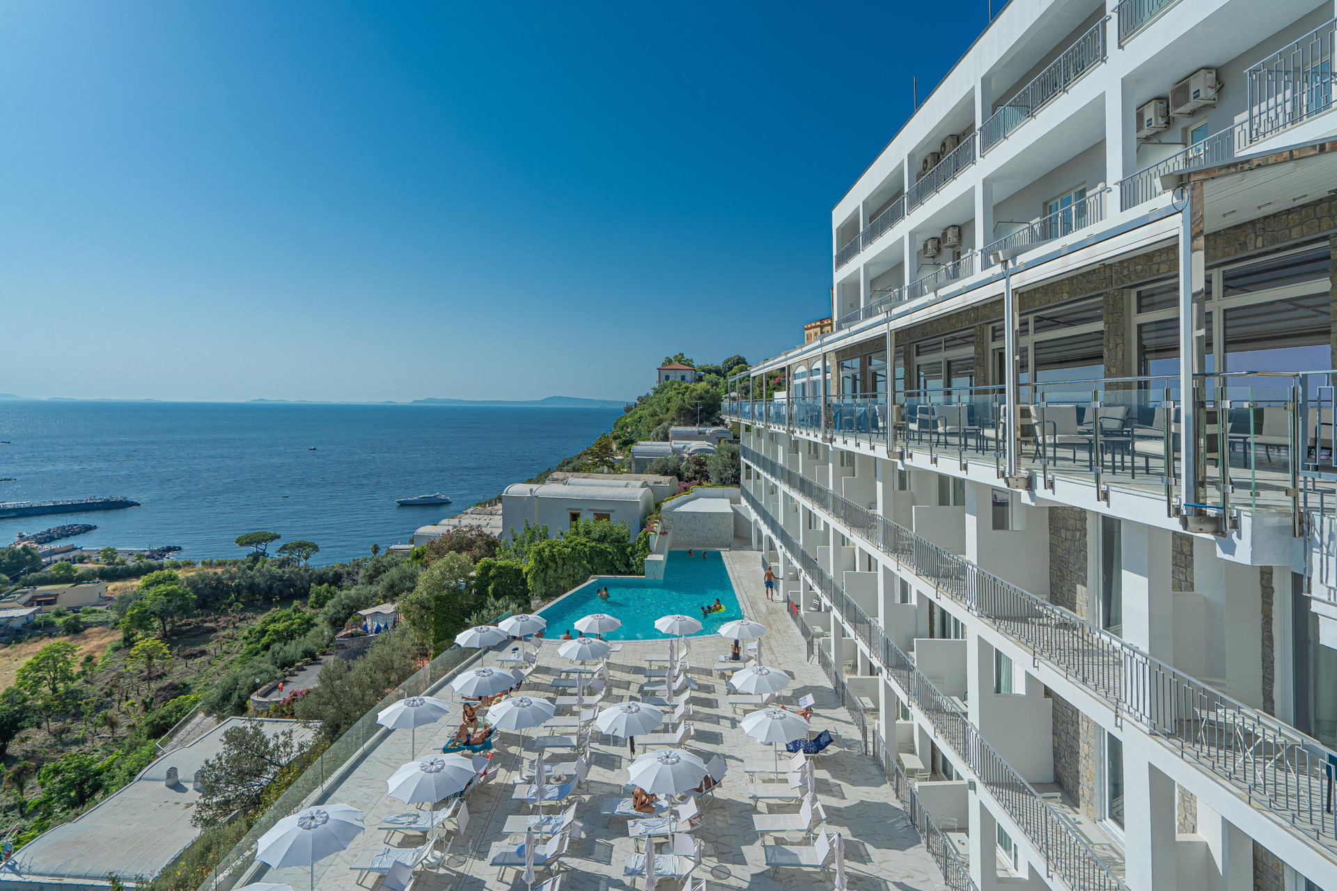 Vista Exterior Mary Hotel