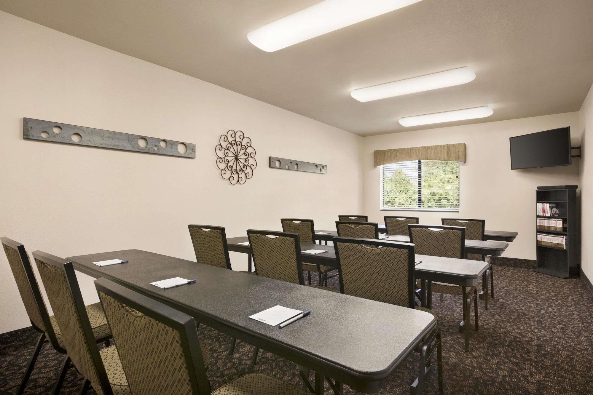Sala de Reuniones Travelodge by Wyndham Brunswick near Frederick
