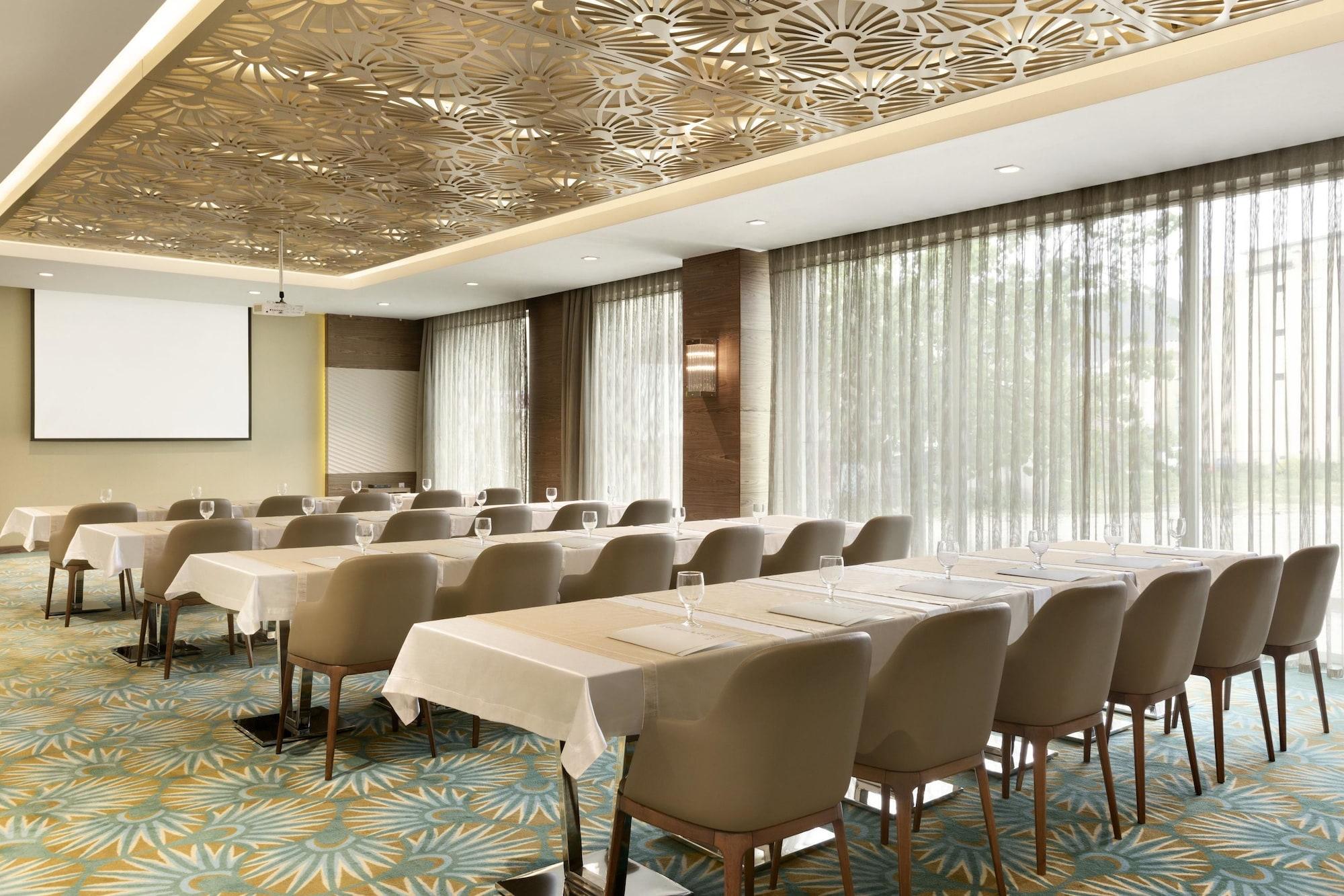 Sala de Reuniones Ramada by Wyndham Gemlik