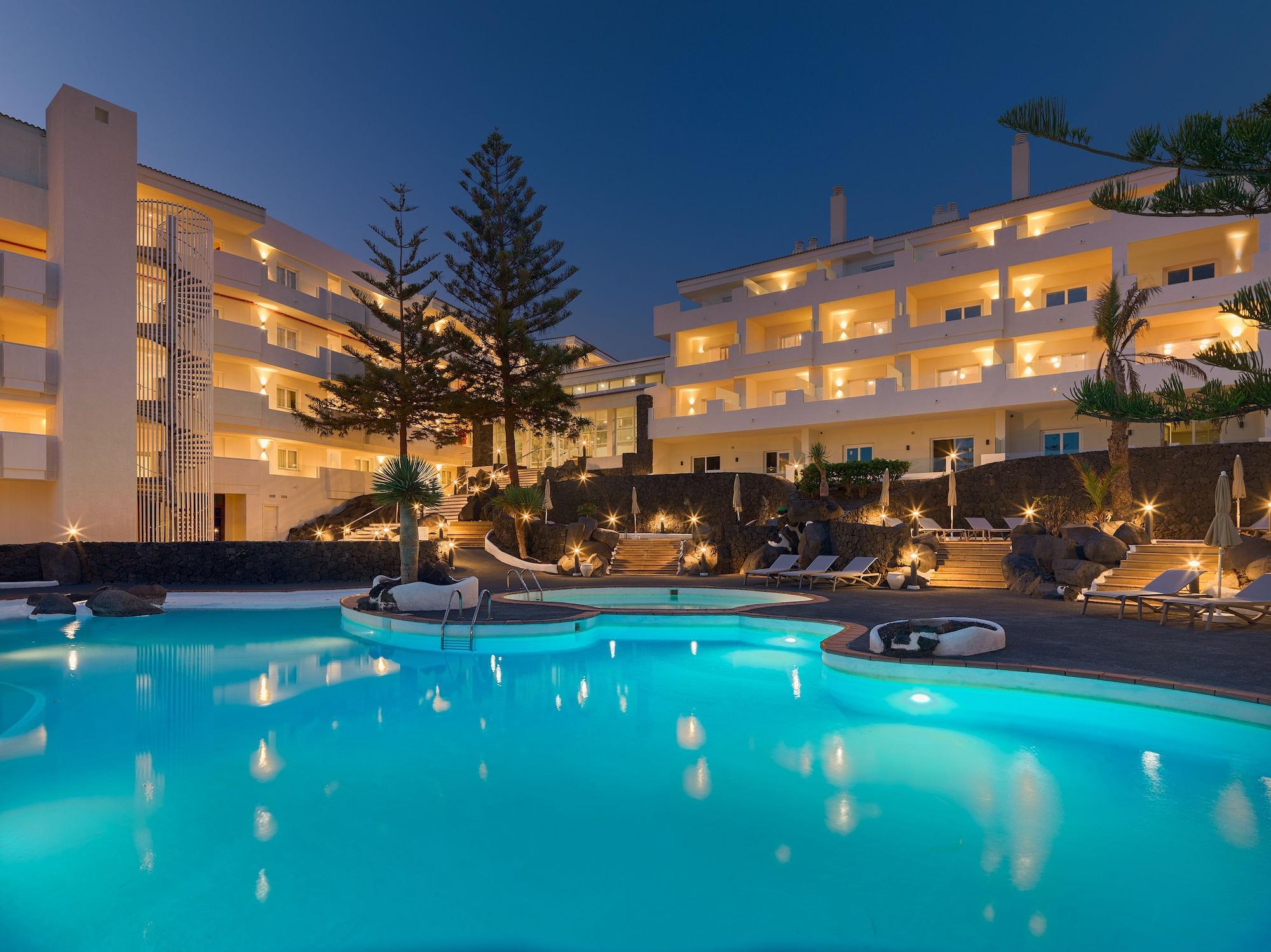 Vista Piscina H10 Taburiente Playa