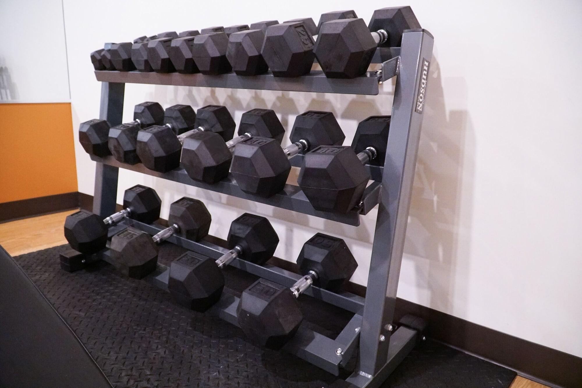 Gimnasio Lotus BLU Inn & Suites