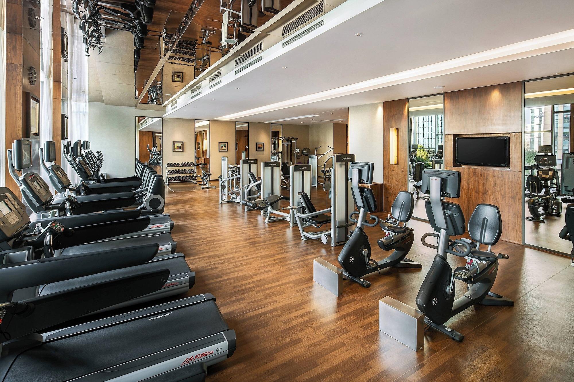 Gimnasio Renaissance Shanghai Caohejing Hotel