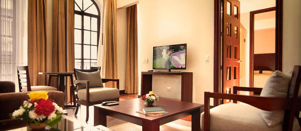 Set de Habitación Parc Royale Suites Hotel