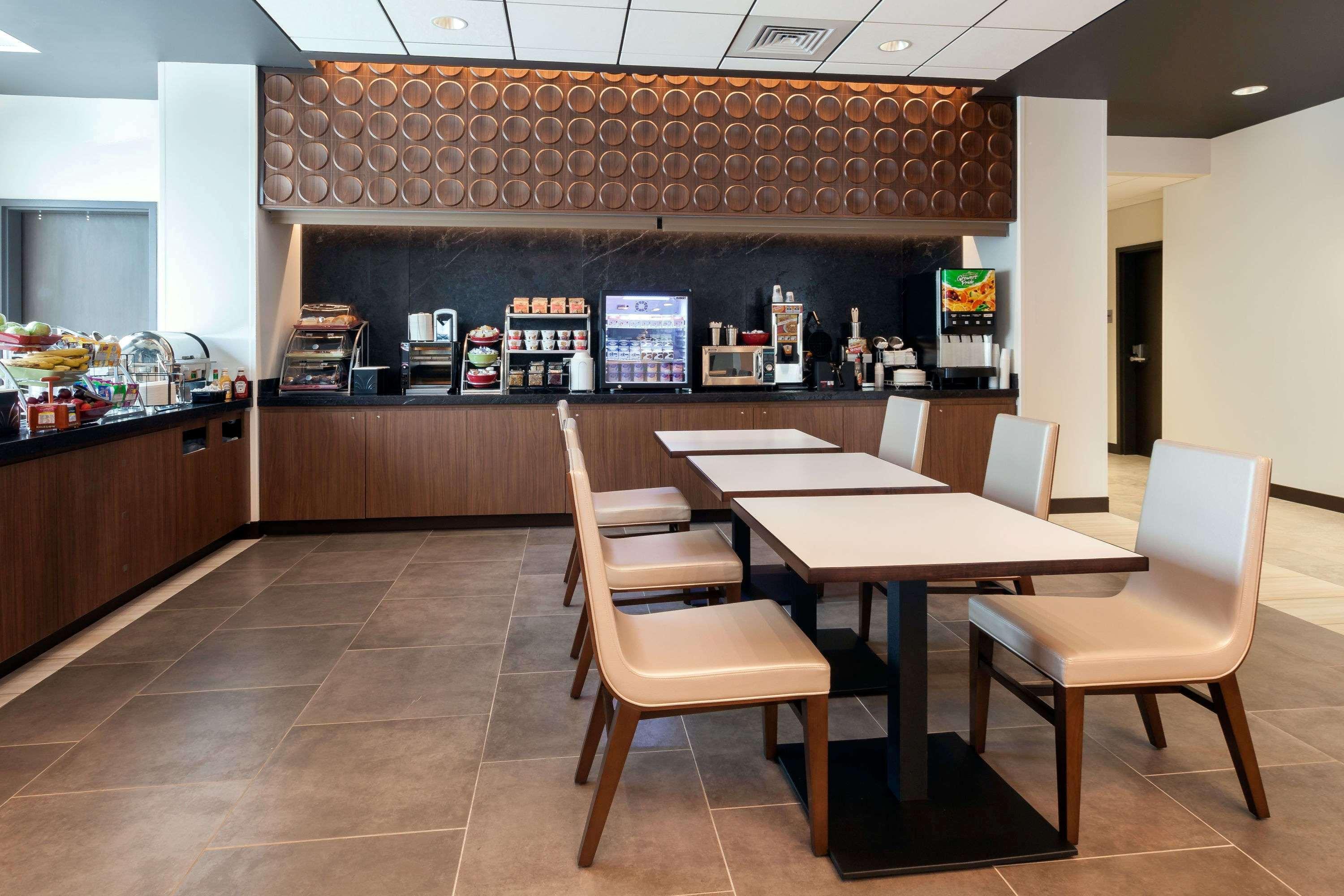 Restaurant Wingate By Wyndham Altoona Downtown/Medical Center