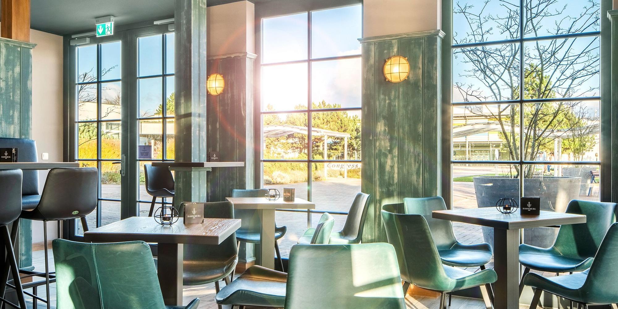 Bar/Salón Ostsee Resort Damp