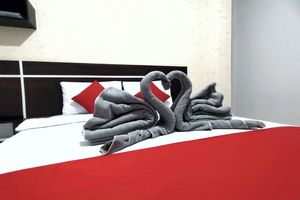 Alojamiento - Lucky Inn & Cafe