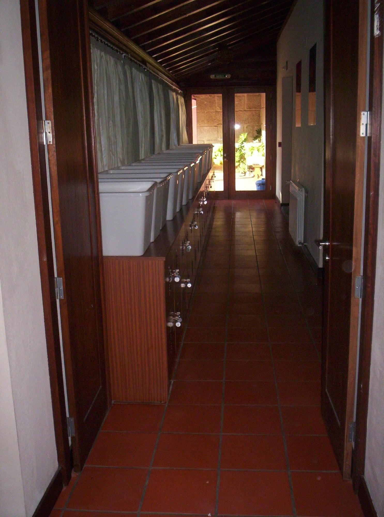Varios Stone Farm Hostel