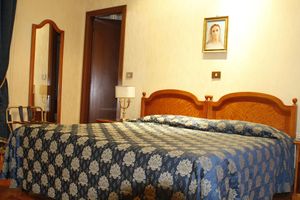 Alojamiento - Hotel Genio