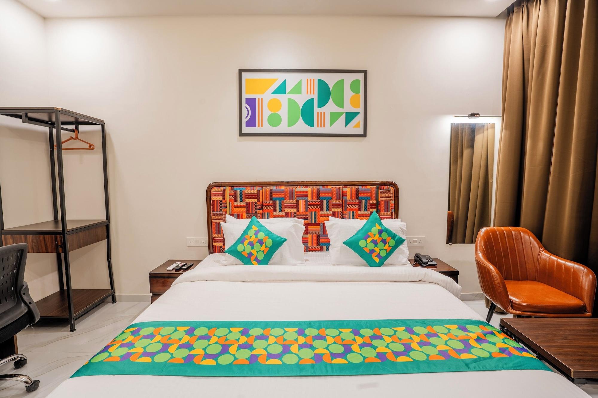 Quarto Treebo Parashar Max