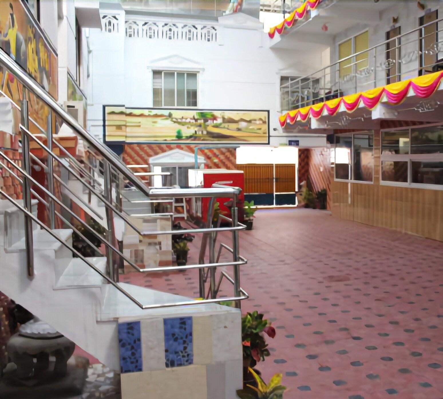 Vista Lobby Suradeep Residency