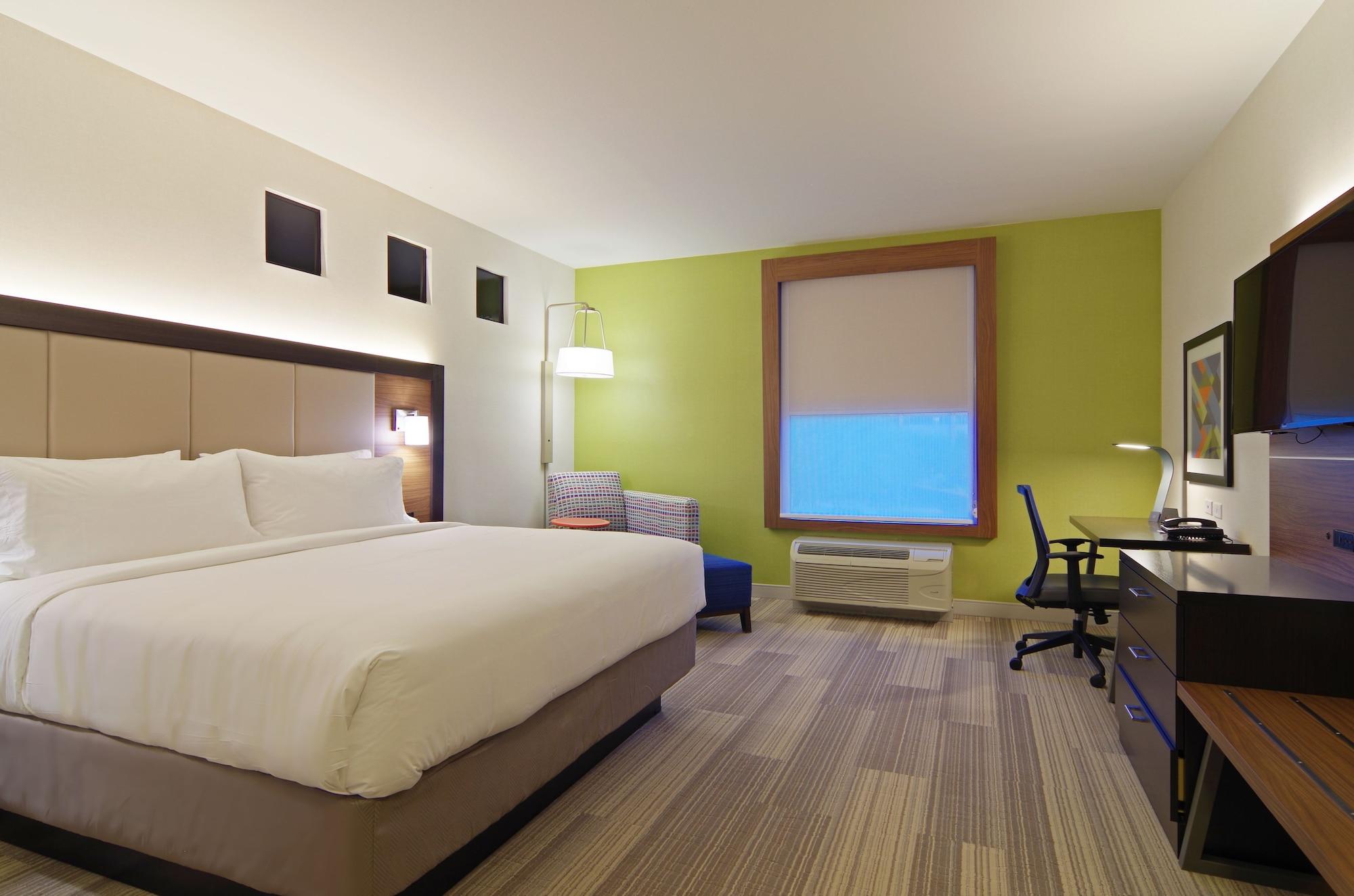 Habitación Holiday Inn Express Hotel & Suites Phoenix North Scottsdale by IHG