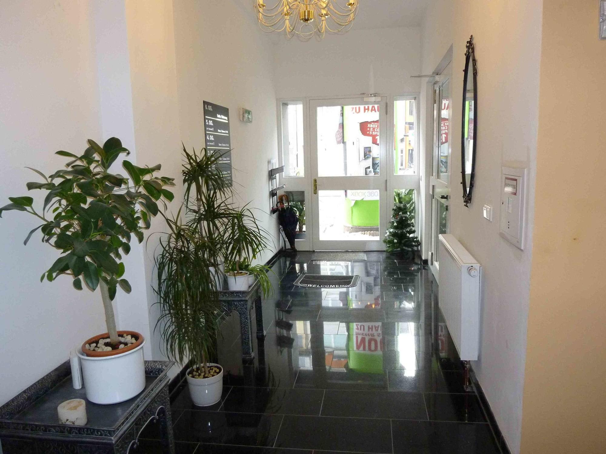 Vista Lobby Hotel Famosa