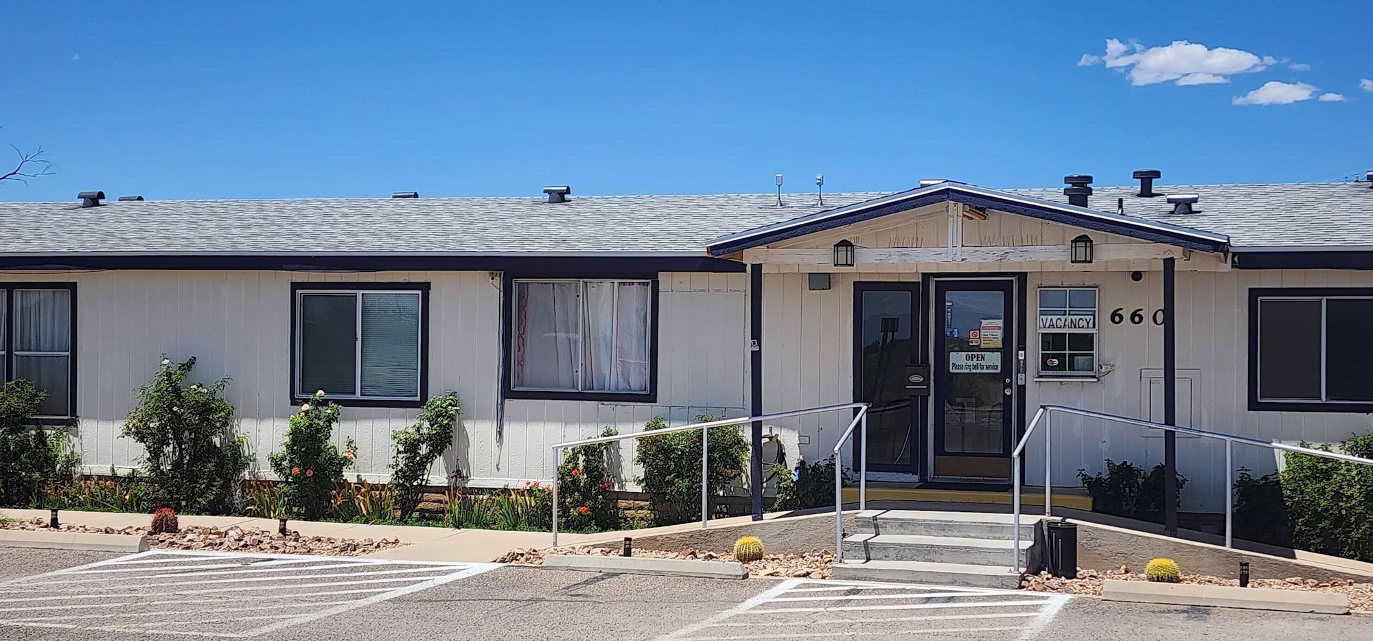 Vista Exterior Rose's Motel