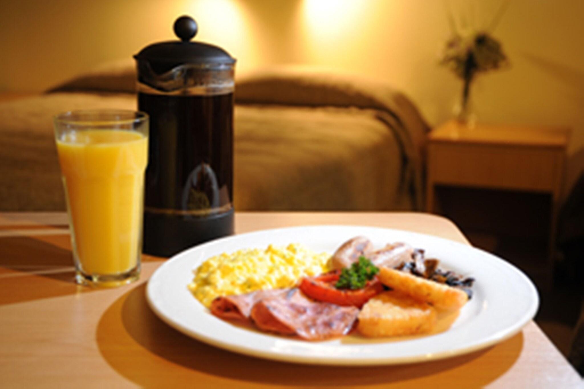 Restaurant Ensenada Motor Inn and Suites